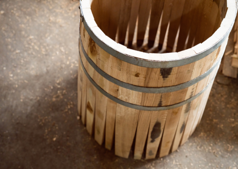 How To Make 2 Creative DIY Garden Projects Using Oak Barrels